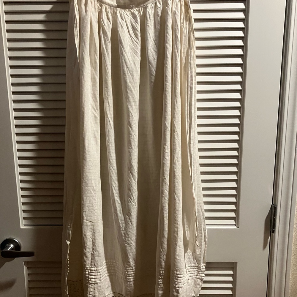 Antique long Cotton apron with lace
